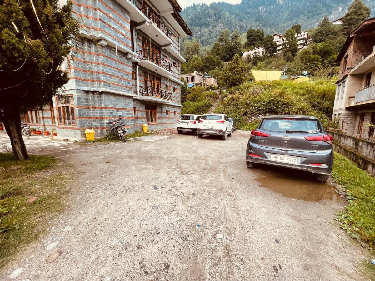 Wooib Hotels Manali  Exterior photo