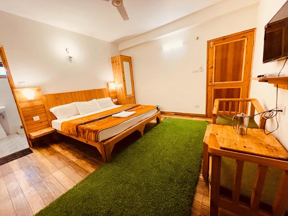 Wooib Hotels Manali  Room photo